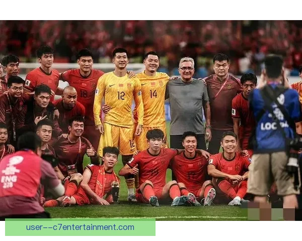 中国男足2026年世预赛因VAR判罚受益成功晋级引发热议